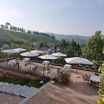 Lauri Hotel Neive