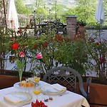 Hotel Lauri Neive