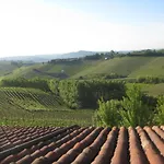 Lauri Hotel Neive
