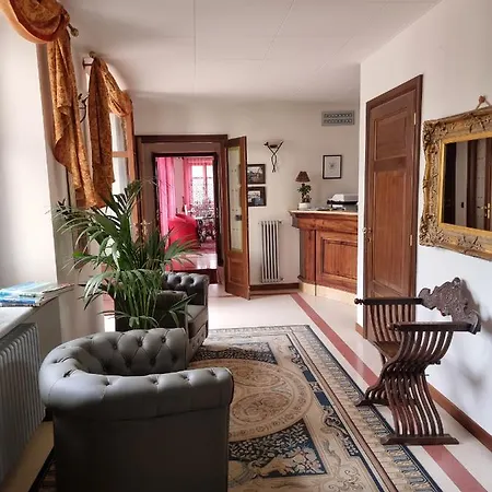 Lauri Hotell 3*