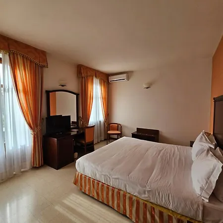 Hotell Lauri Neive